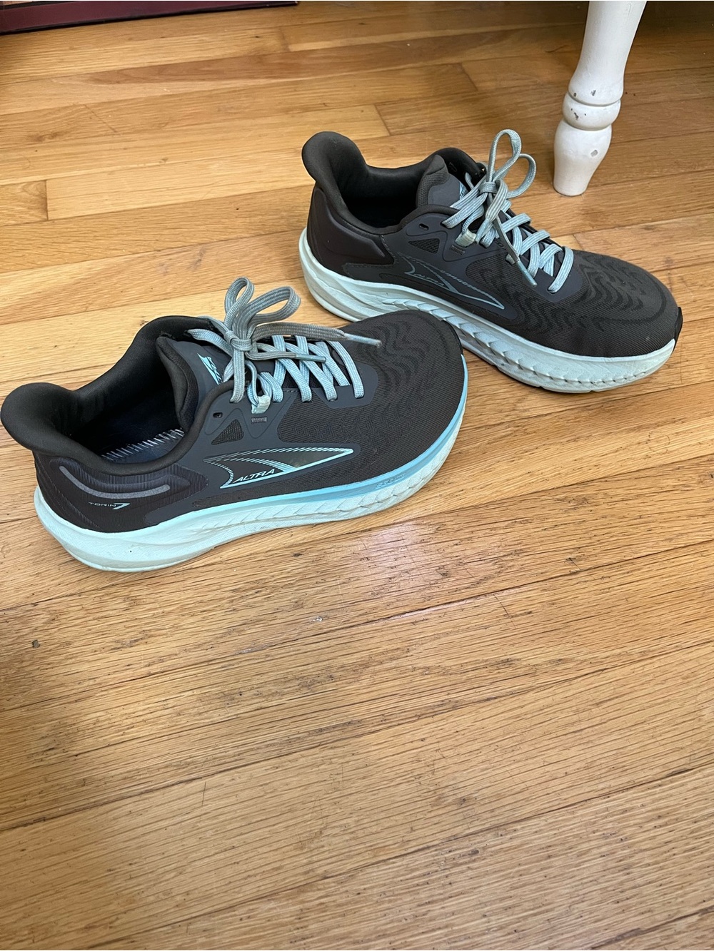 Altra Women's size 7.5 Running Shoes Sneakers - Picture 10 of 15